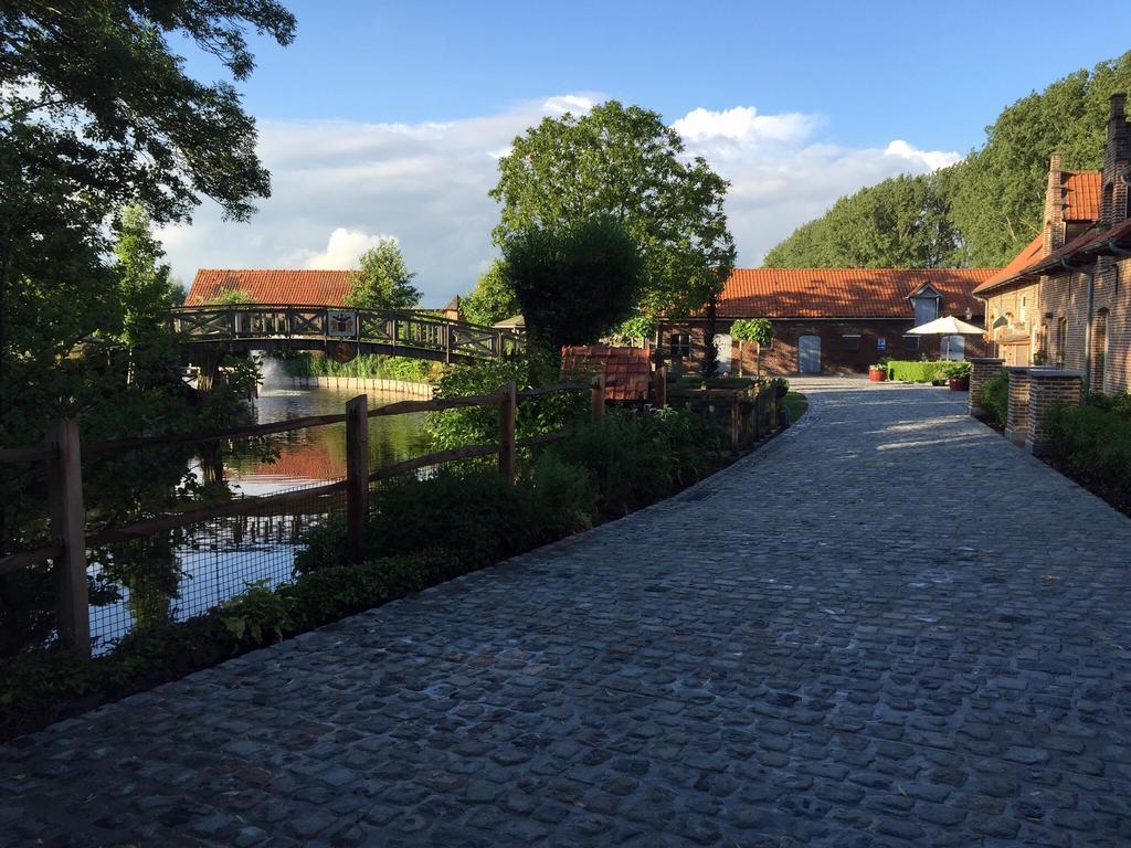 B&B De Rentmeesterhoeve Reningelst Exterior foto